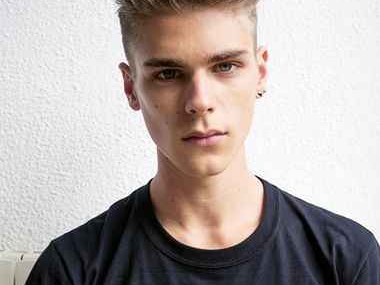 方脸兄弟发型避坑指南 这些造型让你轮廓更柔和