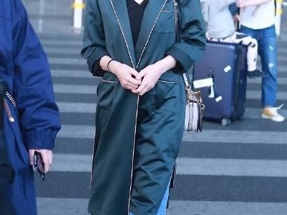 绿色外套搭配裤子全攻略让你穿出时尚范儿