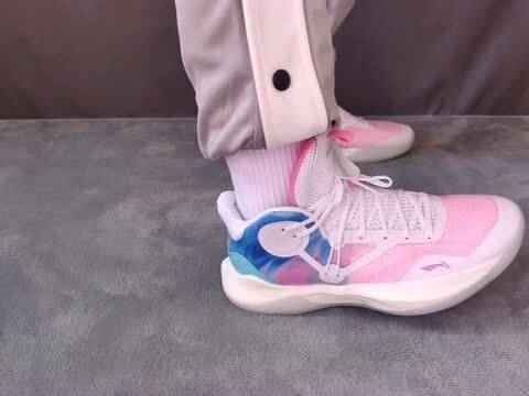 粉鞋搭配颜色全指南 教你穿出高级感不再踩雷