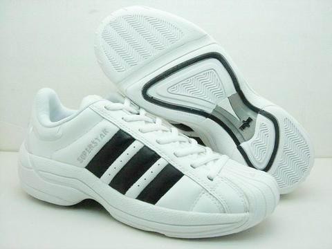 鞋子江湖风云录 老牌稳坐江山新秀猛追不舍