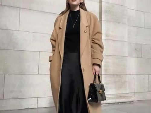 黑色毛衣搭配外套全指南 轻松穿出时尚范儿