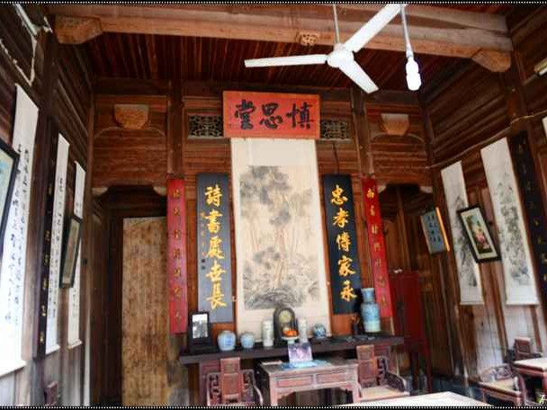 店名起得好，财神跟着跑：三招教你起个响当当的招财店名