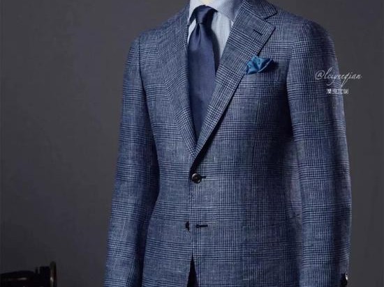 西装到底穿啥料子才不踩坑 老师傅悄悄告诉你门道