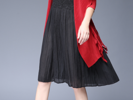 一件连衣裙多种外套穿搭术让你美遍四季