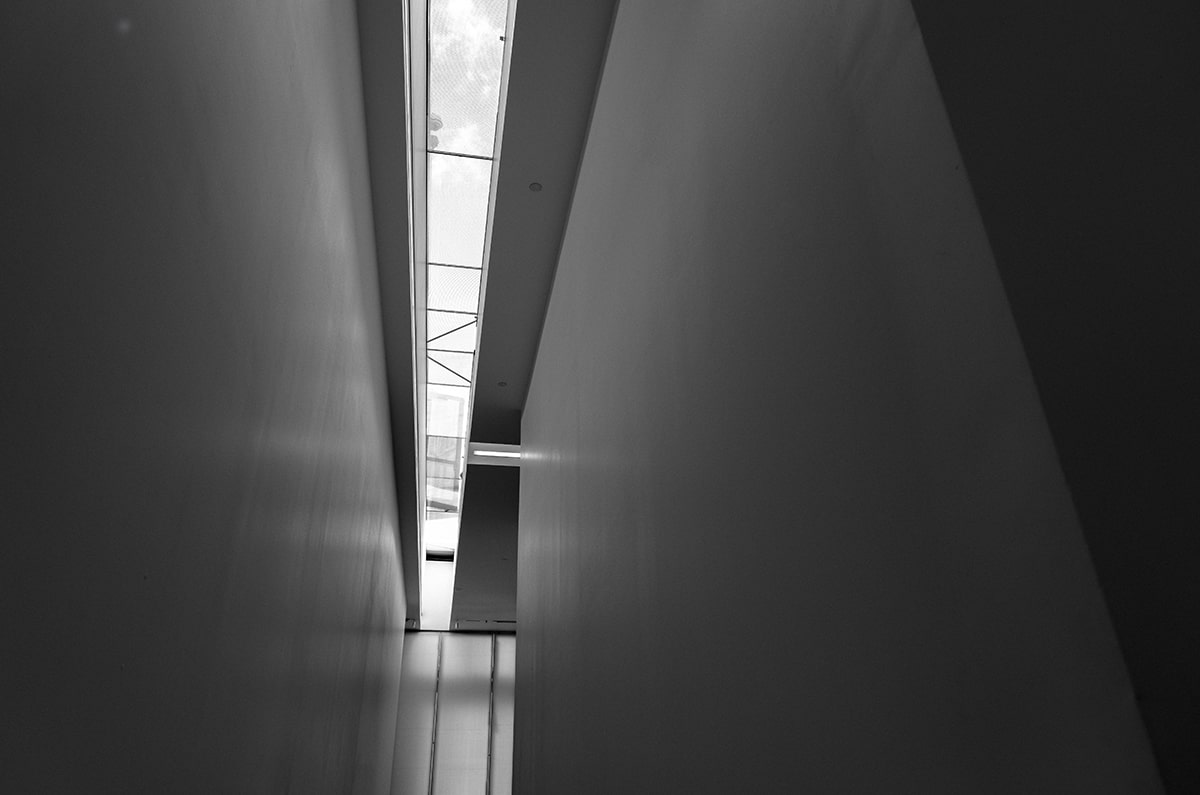 银发穿出东方韵：一件中老年中式连衣裙，如何让妈妈们美得自在又高级？