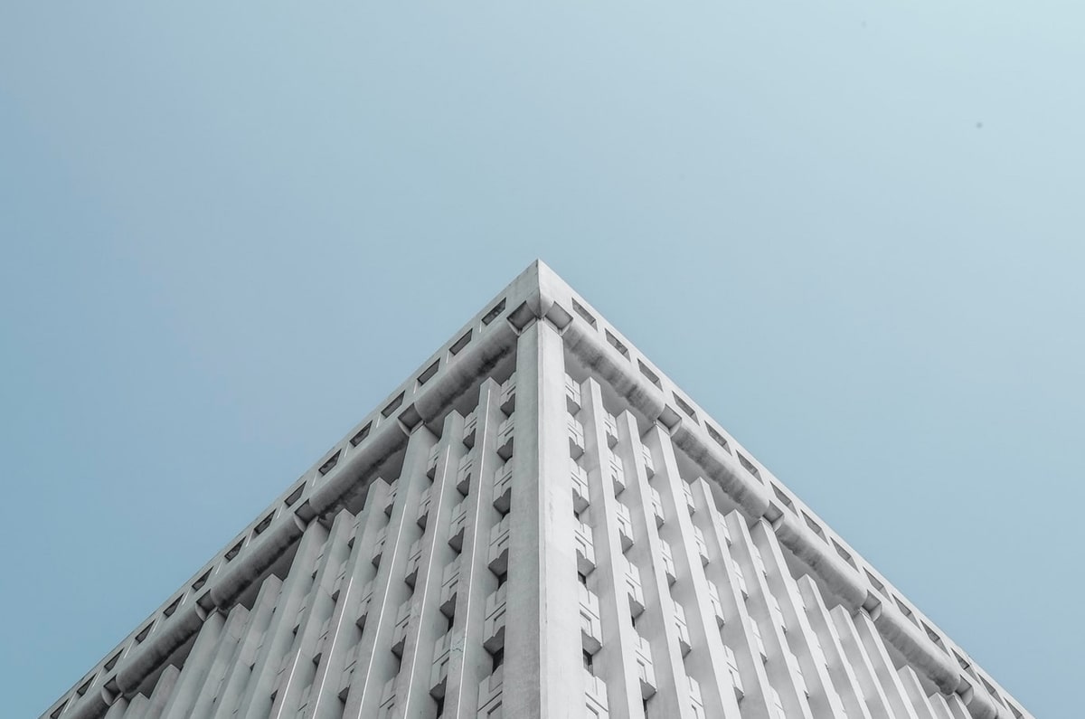 银发穿出东方韵：一件中老年中式连衣裙，如何让妈妈们美得自在又高级？